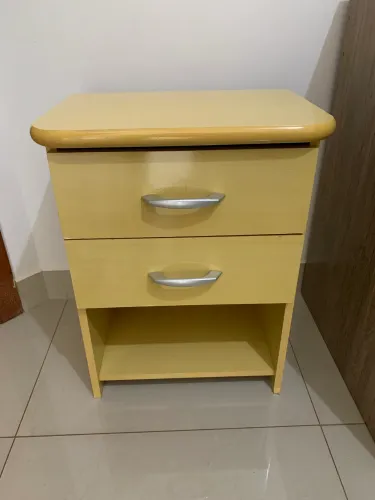 Mesa de cabeceira