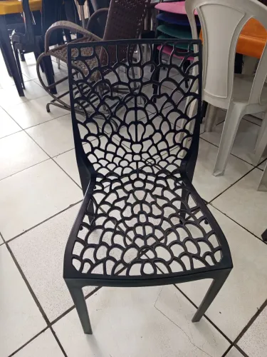 Cadeira plástico