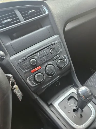 Radio original citroen C4 lounge