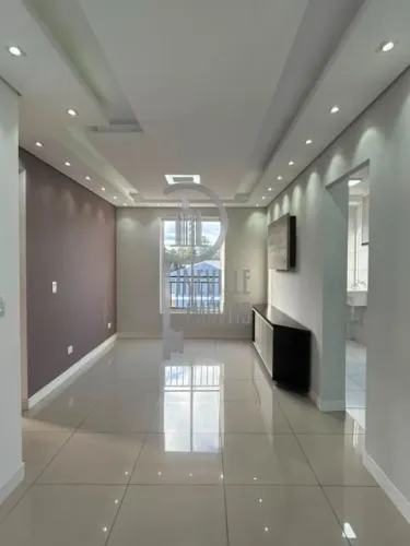 Apartamento Mobiliado à Venda com 2 Quartos no Centro de Pinhais