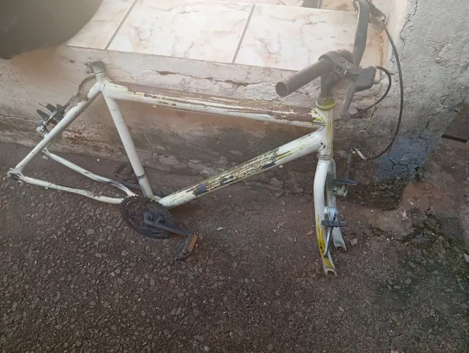 Vendo quadro de bicicleta aro 26