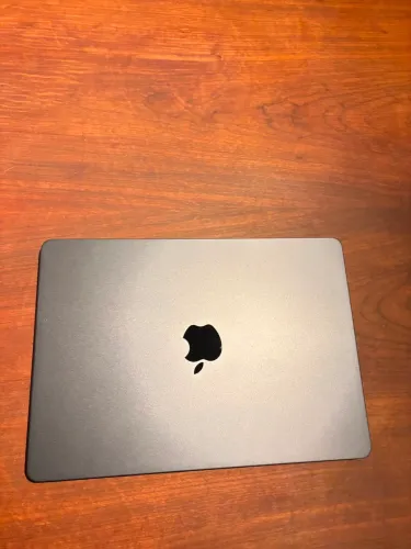 MacBook Air M2 256gb 16GB