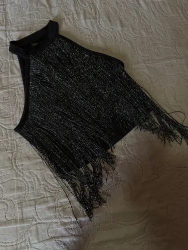 Cropped com franjas