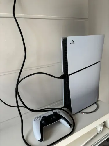 PS5 COM 2 MESES DE USO