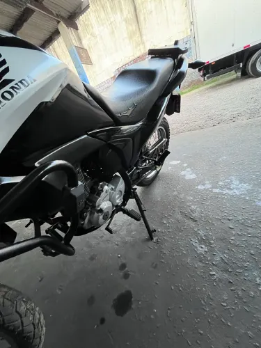 Bros 160