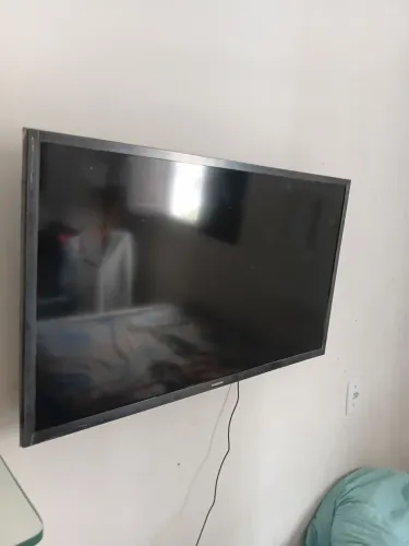 Vando TV novíssimo.a Samsung 32 polegadas 