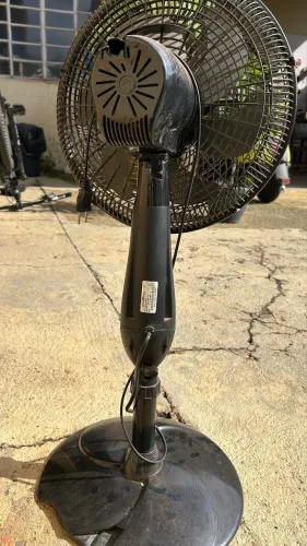 Vende-se Ventilador Britânia Turbo!