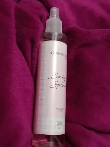 vende se body splash