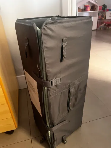 Berço Portátil Gracco Pack N Play - comprado nos EUA