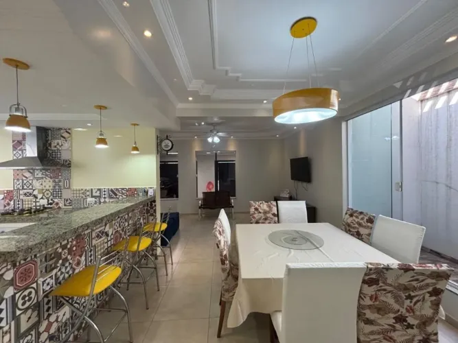 Casa para venda com 3 suítes no Saúde em Rio Claro/SP