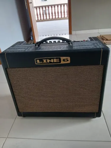 LINE 6 DT-25 COMBO