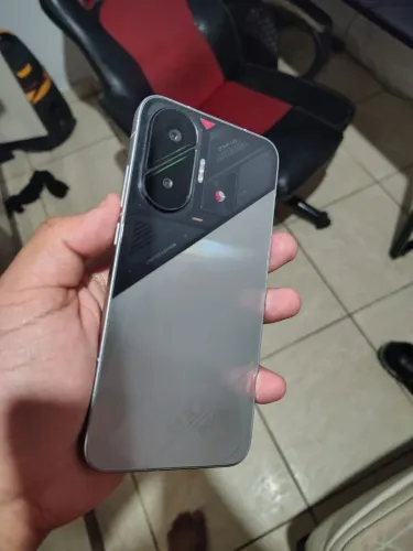CELULAR POCO F7 EM ÓTIMO ESTADO