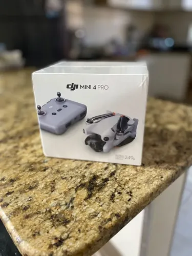 Drone DJI Mini 4 Pro Standard (sem tela)