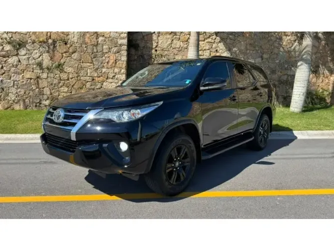 Toyota Hilux SW4 SRV 4X2 2.7 Flex 16V Aut. 2018