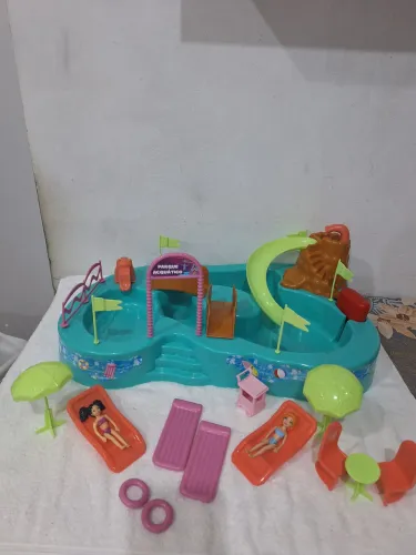 Parque Aquático da Polly vintage anos 2000 funcionando