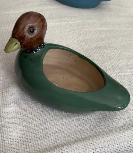 Pato floreira cerâmica