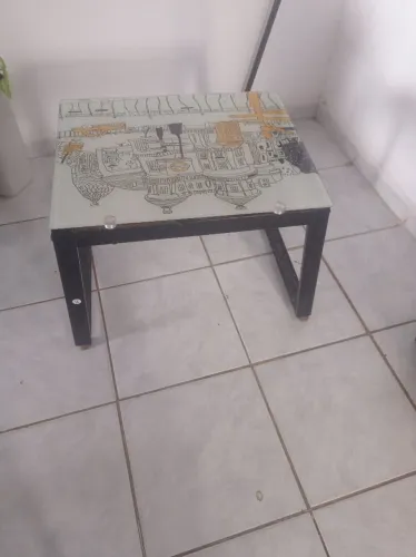 Mesinha de centro ( para terraço,sala , quarto e etc)
