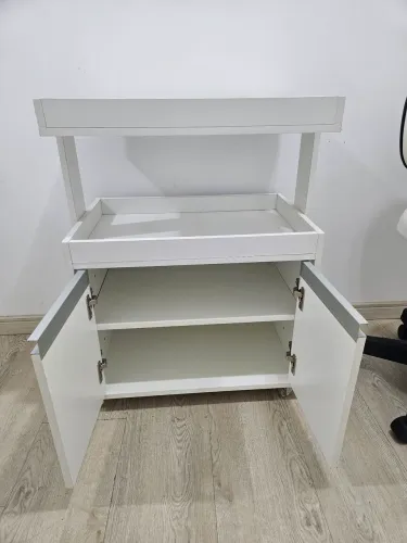 Vendo carrinho auxiliador para estetica em geral.