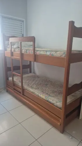 Beliche - cama madeira maciça