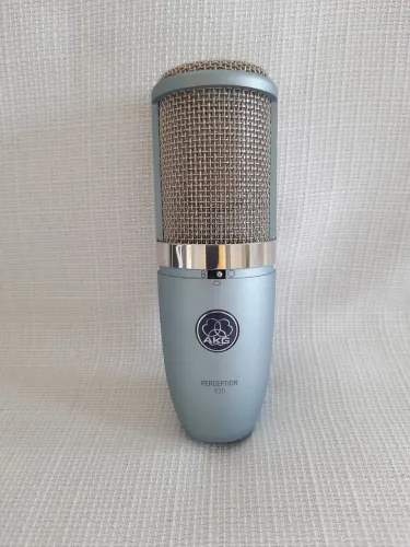 Microfone Condenser AKG PERCEPTION P420 