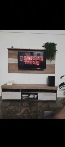 Rack com painel para Tv
