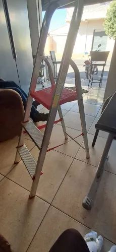 Escada alumínio novo