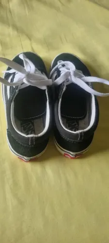 Tênis Vans infantil numero 29