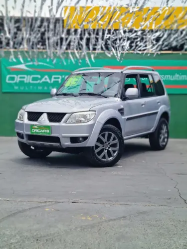 Mitsubishi Pajero TR4 2.0 Flex 16V 4X2 Aut. 2013