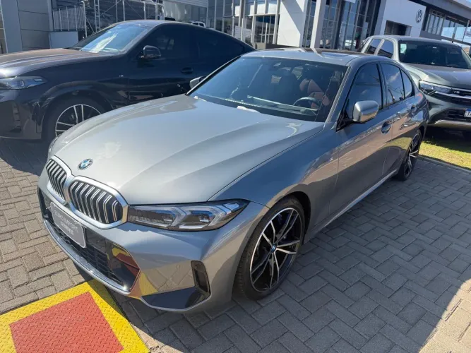 BMW 320I A 2.0 TB M Sport Activeflex 16V 4P 2023