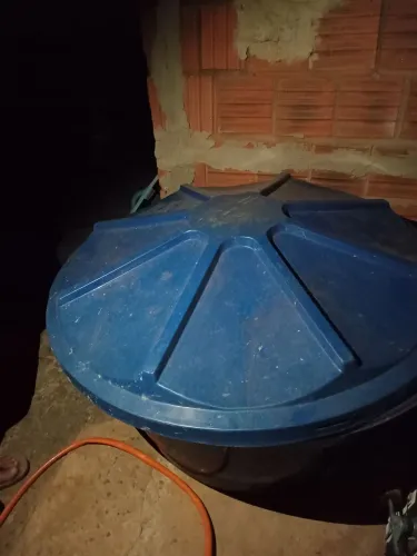 Vendo caixa de água