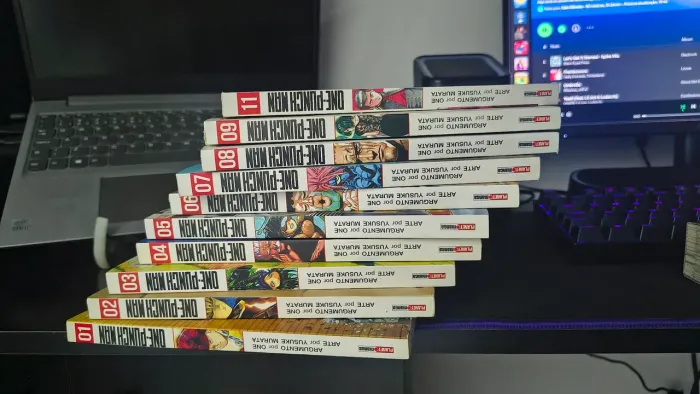 One punch man vol. 1 ao 9 e 11 (pra sair logo)