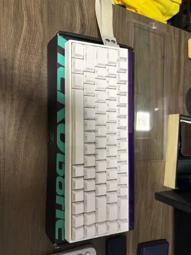 Teclado magnético aula hero HE68