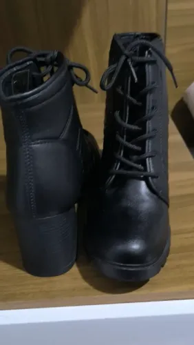 Bota cano curto Dakota