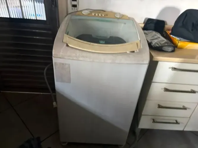 Maquina de Lavar Consul 7,5 kg (CWL75A/Maré)