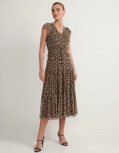 vestido midi da renner, tamanho p, em tule com estampa de corações. Nunca usado