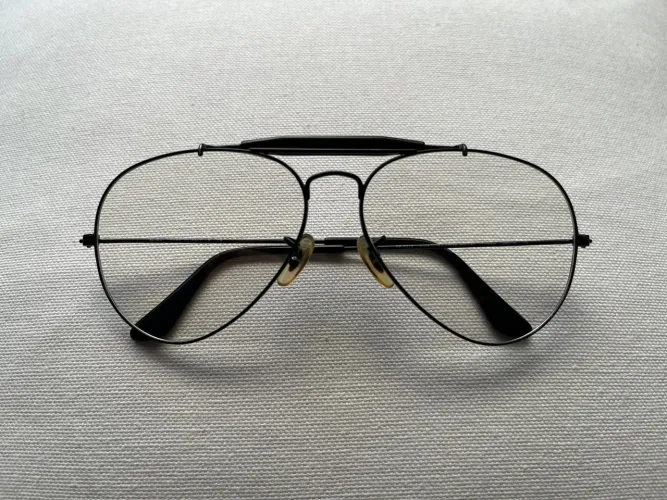 Ray-Ban Aviador RB3025 com lentes fotocromaticas (não RB)