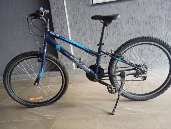 Bicicleta aro 24 azul