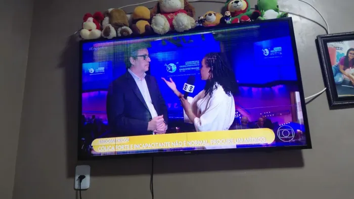 Tv smart Samsung 50 polegadas hoje 250 reais pra arrumar