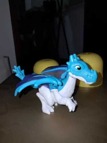 Brinquedo Colecionável Dragão Azul - Kinder Ovo Páscoa (Mundo dos Dragões)