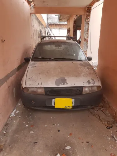 Sucata Ford fiesta