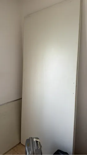 Doação de guarda roupa