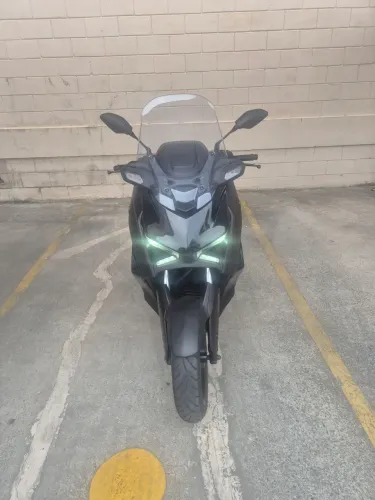 Vende Xmax 300