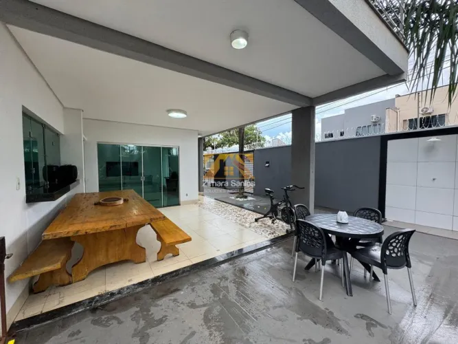 Sobrado com 3 Quartos à Venda, Plano Diretor Sul - Palmas