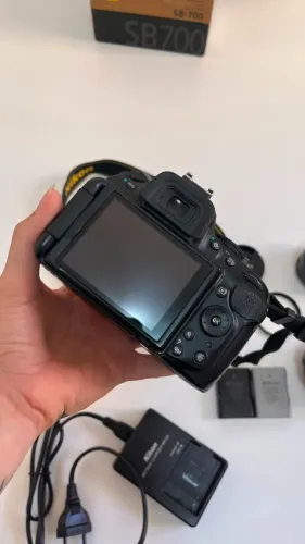 Nikon D5200 + Case