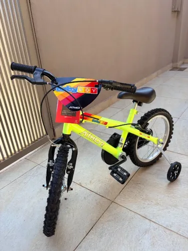 Bicicleta infantil ATHOR Baby Boy - aro 16 (3 a 6 anos)