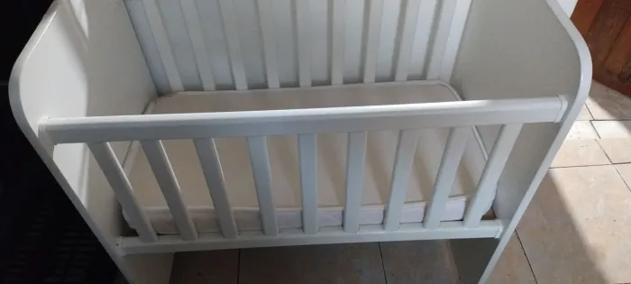 Berço usado mas semi novo