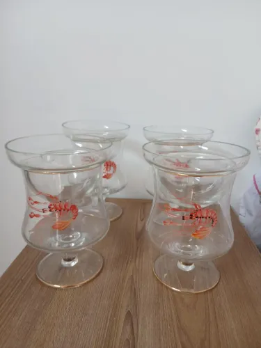 Conjunto de taças de coquetel 