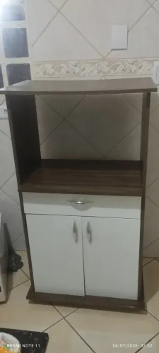 Balcão de forno e microondas