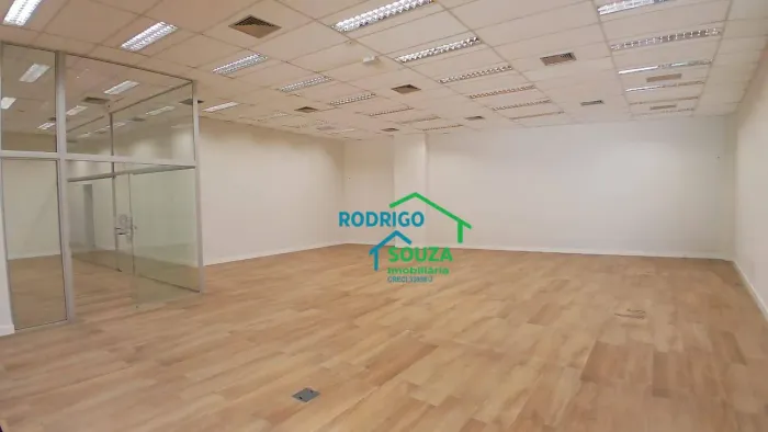 Salão para alugar, 300 m² por R$ 30.000,10/mês - Vila Dirce - Carapicuíba/SP