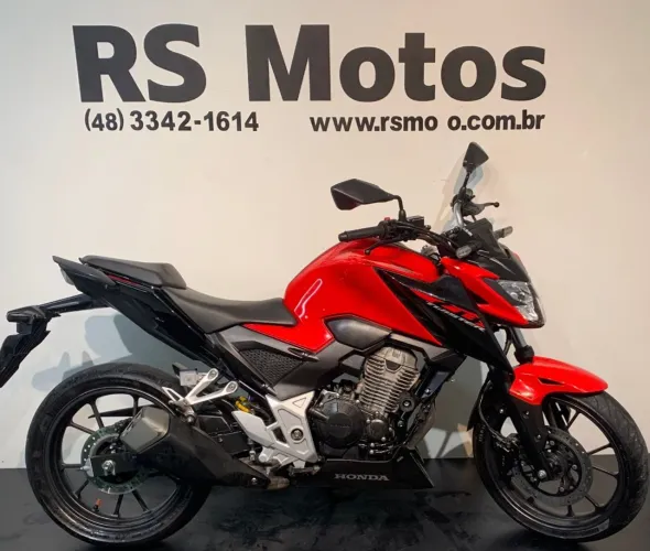 CB 300F Twister Flex